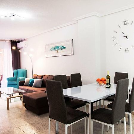 Holiday Royal Suite Concordia Torrevieja Exterior foto