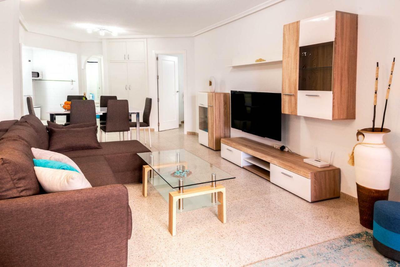 Holiday Royal Suite Concordia Torrevieja Exterior foto